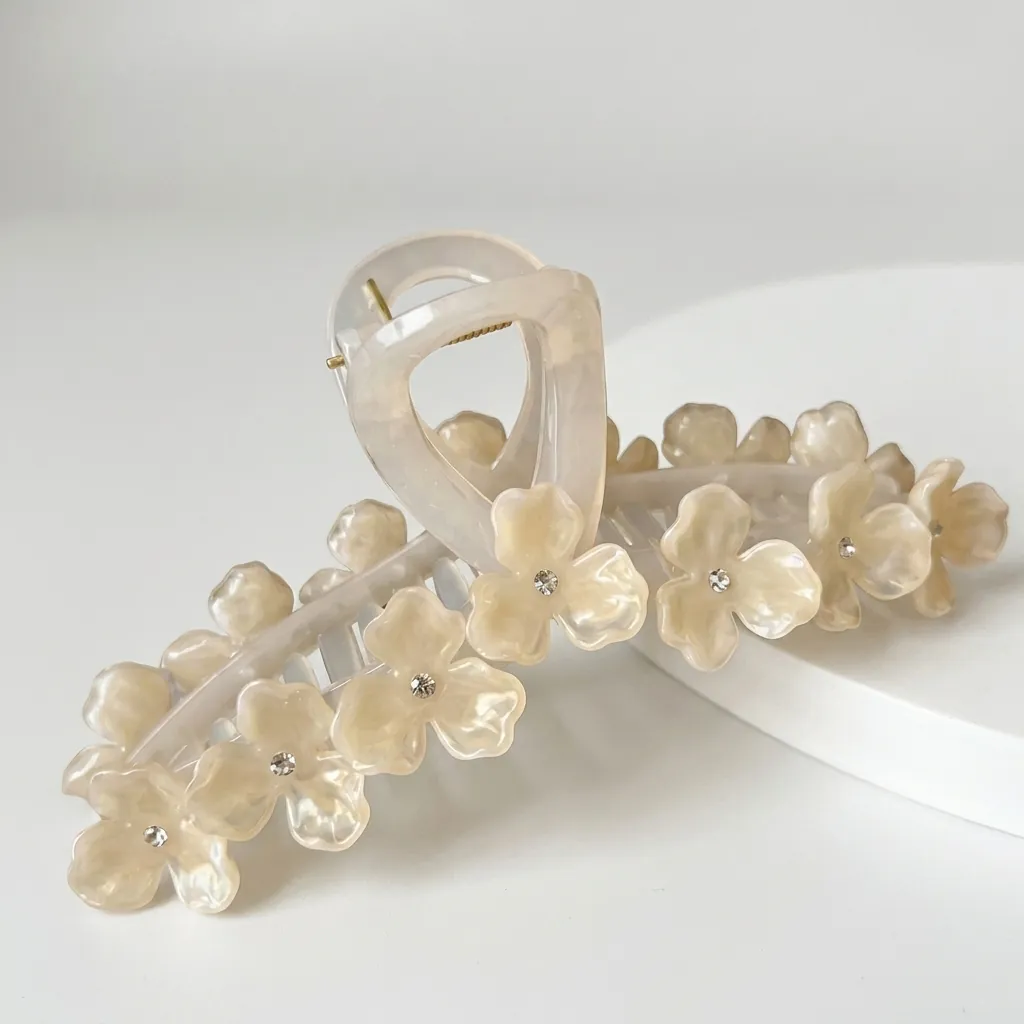 Kẹp Tóc Càng Cua Đính Hoa 3D Ngọc Trai Cao Cấp - MYRA - Ảnh 3